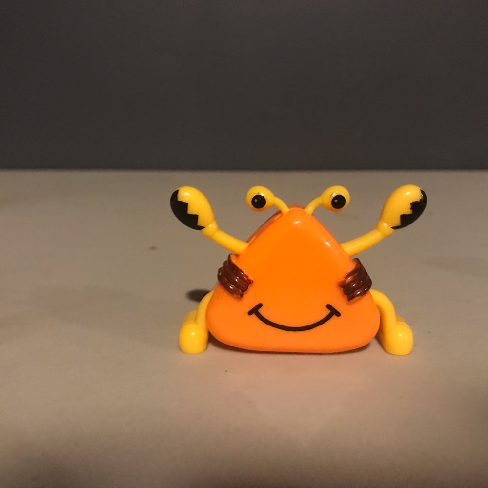 Wind up crab